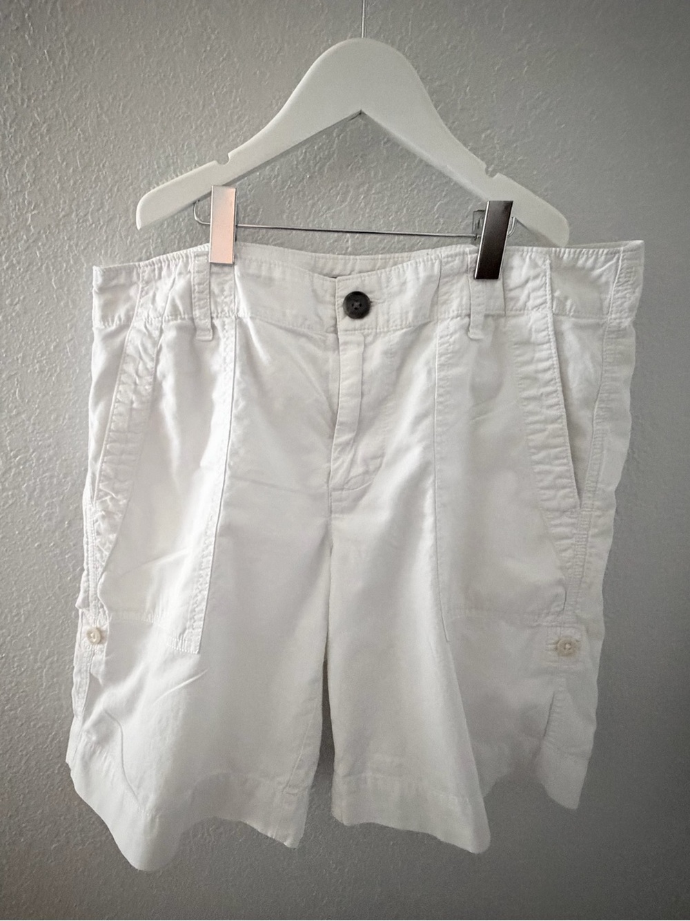 Lauren Ralph Lauren Women’s White Shorts Size 4